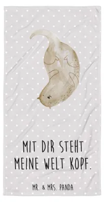 Produktbild von Mr. & Mrs. Panda Duschhandtuch Otter Kopfüber - Grau Pastell - Geschenk, Strandtuch, Großes Badehandtuch, Seeotter, Liebe, Verliebt, Saugstarkes Handtuch, Duschtuch
