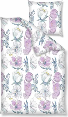 Produktbild von Traumschloss Renforcé Bettwäsche - Blumen weiß rosa 135 x 200 cm Blumen in weiß und lila auf weißem Hintergrund