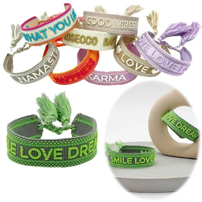 Produktbild von LS-LebenStil Canvas Statement Armband Smile Love Dream besticktes Stoffarmband gewebt textiles Quasten Spruch Boho Geschenk Freundschaftsarmband