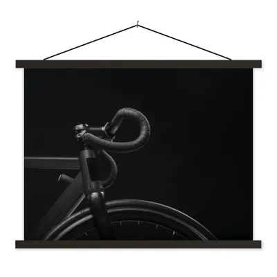 Produktbild von MuchoWow® Textilposter Fahrrad - Lenker - Schwarz - Weiß 60x45 cm mit schwarzem Rahmen - Poster Schlafzimmer