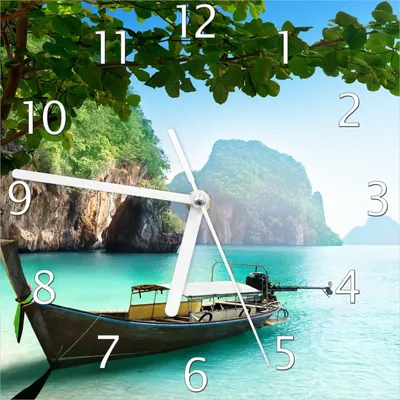 Produktbild von Wallario Design Wanduhr Fischerboot in Thailand  blaues Meer und Steinfelsen aus Echtglas, Größe 20 x 20 cm