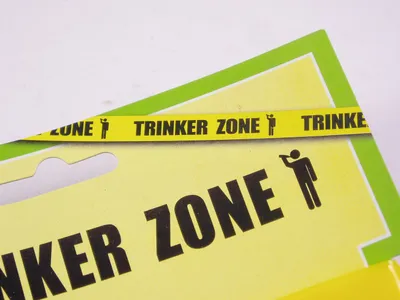 Produktbild von Scherzartikel Absperrband Trinkerzone 6m