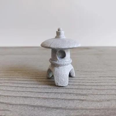 Miniatur-Steinlaterne Design A, 4x4x5 cm, grau, für Terrarium & Zen-Garten