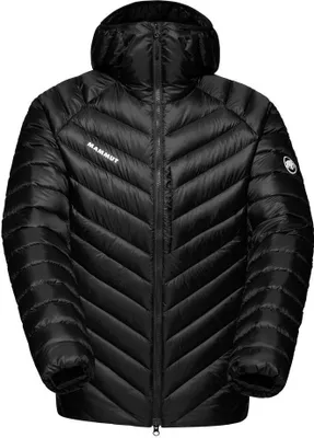 Schwarze; isolierte Herrenjacke mit Kapuze von Mammut; Modell Broad Peak IN; im Steppdesign.
