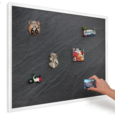 Produktbild von Magnettafel 80x60 cm mit weißem Rahmen - Magnetische Metalltafel, Magnetpinnwand zur Wandmontage für Wohnzimmer, Küche, Flur, Kinderzimmer und Büro - Graue Textur