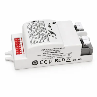 Immagine prodotto di L03C MERRYTEK MC030S-L Sensore di movimento per microonde, accensione/spegnimento, 220–240V AC, max. 800W. Sensore di presenza a radiofrequenza per lampade, plafoniere, interni, cantine, corridoi