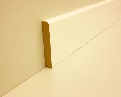 Produktbild von B.S. Bauprogramm Sockelleiste 250 cm 60 x 10 mm Blütenweiß