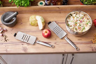 Produktbild von RÖSLE Grobreibe Edelstahl 18/10 für Rohkost Kartoffeln Gemüse Käse