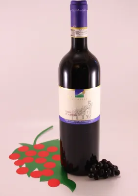 Produktbild von Nobile Vigna d'Alfiero - 2010 - Weingut Valdipiatta