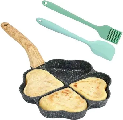Obrázek produktu pro Sada na kreativní snídani s nepřilnavým povrchem ve tvaru srdce, 4 otvory, vhodná pro indukční vaření