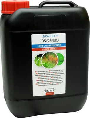 Produktbild von Easy Life EasyCarbo, Ein gering bepflanztes Aquarium : täglich 1 ml auf 50 Liter Ein dicht bepflanztes Aquarium :..., 5000 ml, 1 Stück(e)
