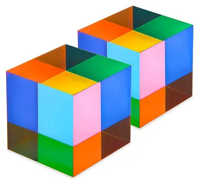 Imagen del producto de Cubos CMY de 40 mm - Prisma fotográfico decorativo - Regalo educativo sobre los colores - 2 unidades - Con bolsa de terciopelo - Acrílico con colores CMY - Juguete de colores