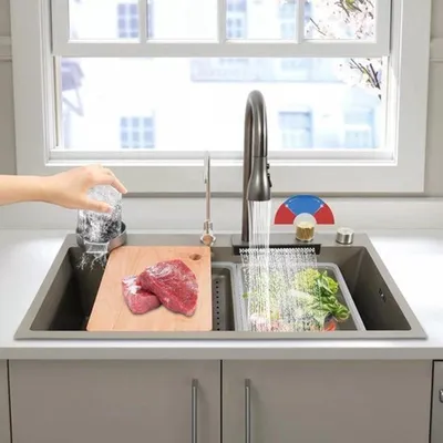 Obrázek produktu pro Nerezový dřez s jednou komorou a baterií – rozměry 80x45 cm, určený pro vestavěnou instalaci