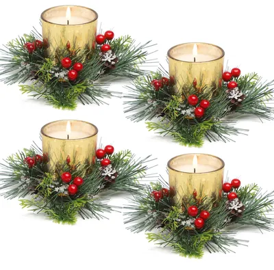 Productafbeelding van Omgoods - Kerstkaarsring met Rode Bessen en Dennenappels - Set van 4 voor Feestelijke Tafeldecoratie