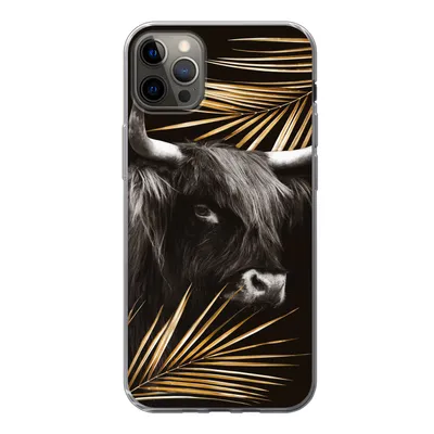 Produktbild von MuchoWow® Handyhülle Schutzhülle Hülle für iPhone 12 Pro Max Schottischer Highlander - Blätter - Gold Silikon Softcase Handy Hülle - Hartschale
