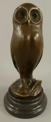 Produktbild von Casa Padrino Bronze Skulptur Eule Bronzefarben / Schwarz 12 x 12 x H. 26 cm - Bronzefigur - Dekofigur - Schreibtisch Deko Accessoires