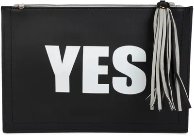 Produktbild von styleBREAKER Clutch mit YES und NO Print, Quasten Anhänger am Reißverschluss, Armschlaufe und Umhängegurt, Damen 02012078