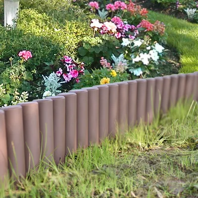 Zdjęcie produktu dla [casa.pro] Zestaw 10 obrzeży palisadowych brązowych Długość 270 cm