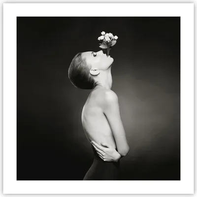 Produktbild von Poster - Poster ohne Rahmen - Nackt Frau Blumen - 50x50 cm - Wand Bild - Wanddeko - Wandbilder - Kunstposter - Wandposter - Bilder - Kunstdruck - Wanddekoration - Wandbild - P2XAC50x50-4849