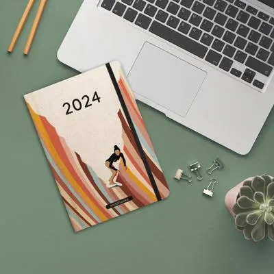 Produktbild von matabooks - Kalender Samaya 2024 Farbe: Coral (DE/EN)
