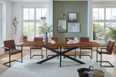 Produktbild von Baumkantentisch 240 x 100 cm Clara, Akazienholz nussbaumfarben & massiv, Esstisch mit schwarzem Spider-Metallgestell, Tischplatte 26 mm, Esszimmertisch