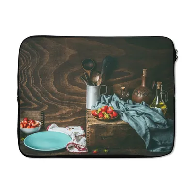 Produktbild von MuchoWow® Laptop Hülle 17 Zoll Laptoptasche Rustikal - Obst - Küchenutensilien - Erdbeere - Zipper - Schutzabdeckung