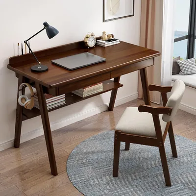 Produktbild von Kleiner Schreibtisch aus Massivholz für das Homeoffice