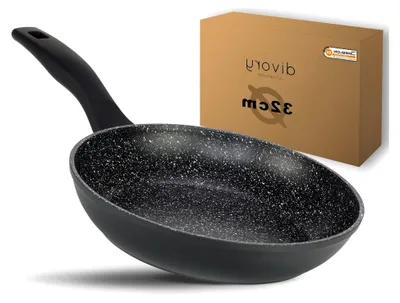 Produktbild von Bratpfanne 32 cm Induktion – Antihaftbeschichtete große Universalpfanne für alle Herdarten - Sichere Griffe, spülmaschinengeeignet (Schwarz, 32 cm)