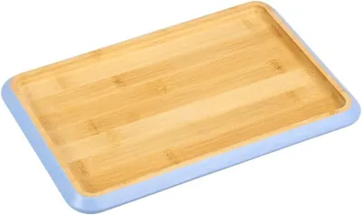 Immagine prodotto di KESPER | Tagliere per servizio | Materiale: Bambù. Dimensioni: 30, 5 x 20 x 2 cm. Colore: Marrone con bordo blu. Tagliere in legno | 58372