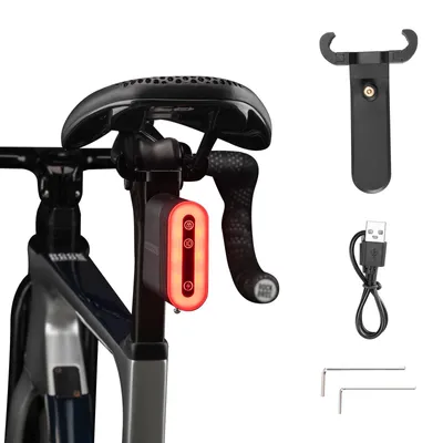 Zdjęcie produktu dla ROCKBROS Tylne światło rowerowe 2 w 1 z zamkiem Bluetooth, inteligentnym czujnikiem, wodoodpornym reflektorem do rowerów MTB i szosowych