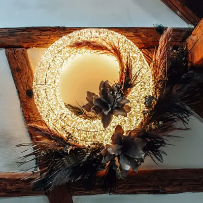 Produktbild von LED-Lichterkette mit Timer, 2650 warmweiße LEDs, Durchmesser 40 cm