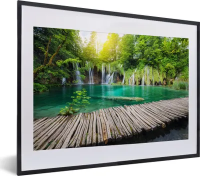 Produktbild von MuchoWow® Gerahmtes Poster Brücke - Wasserfall - Natur 40x30 cm - Poster mit Schwarzem Bilderrahmen Wandposter Rahmen Foto Bilder - Bilderrahmen - Poster im Rahmen