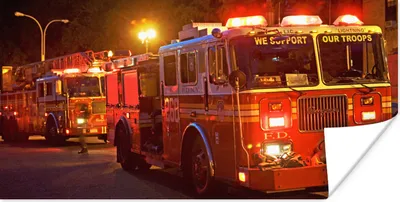 Produktbild von MuchoWow® Poster Feuerwehrfahrzeuge von New York City 160x80 cm - Foto Poster