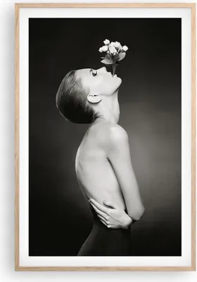 Produktbild von Gerahmtes Poster - Rahmen in heller Eiche - Nackt Frau Blumen - 61x91,5 cm - Wand Bild - Wanddeko - Wandbilder - Kunstposter - Wandposter - Bilderrahmen - Bilder - Kunstdruck - P2NPA61x91-4849