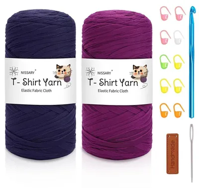 Immagine prodotto di Filato per maglieria T-Shirt-Garn Häkelgarn, confezione da 2 gomitoli da 200g ciascuno, con uncinetto da 10 mm e accessori, nei colori blu navy e viola