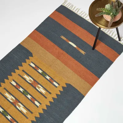 Immagine prodotto di HOMESCAPES Tappeto in juta tessuto a mano Lundi Blue - 80 x 180 cm, motivo kilim arancio-blu