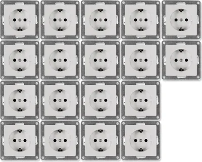 Zdjęcie produktu dla 18x Gniazdo McPower "Cup" ze stykiem uziemiającym, 250V~/16A, podtynkowe, zabezpieczenie wtykowe, białe, polerowane / wysoki połysk
