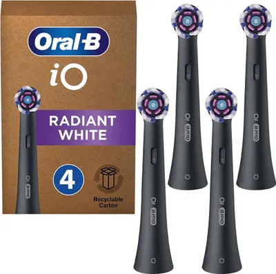 Produktbild von Oral-B iO Strahlendes Weiss 4er (schwarz, Für eine aufhellende Reinigung)