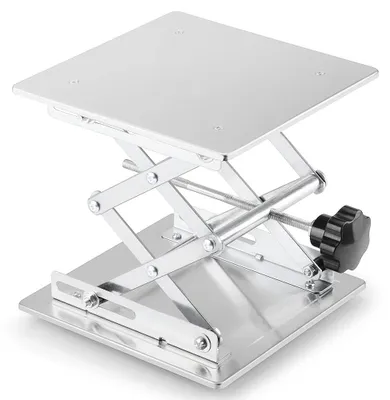 Obrázek produktu pro Laboratorní stojan Schaarkrik, rozměry 250 x 250 mm, s nastavitelnou výškovou platformou