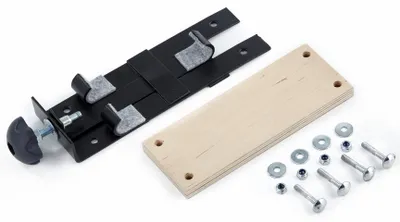Produktbild von Komplette Befestigung für Gepäckträger incl. Holzplatte mit Schrauben