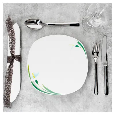Produktbild von 6-teiliges Set White Calla Suppenteller I 450 ml I Florale Porzellan-Teller für 6 Personen I Tiefe Teller für Salat, Suppe, Müsli, Pasta und mehr