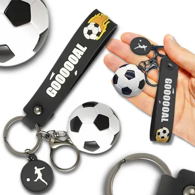 Obrázok produktu pre Futbalová kľúčenka, prívesok na kabelku s loptou ako darček