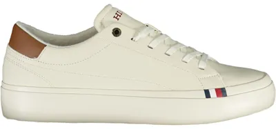 Produktbild von Stylischer Herren Sportschuh in Weiß mit Kontrastdetails und Logo