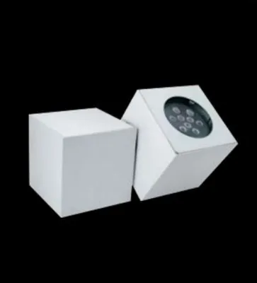 Produktbild von LED Design Strahler Equal Big weiß Würfelform schwenkbar