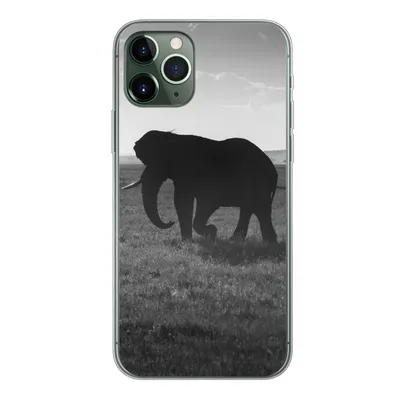Produktbild von MuchoWow® Handyhülle Schutzhülle Hülle für iPhone 11 Pro Elefant - Einfarbig - Tiere - Schwarz und weiß Silikon Softcase Handy Hülle - Handy