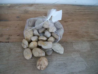 Produktbild von Flusssteine Dekosteine Zierkies Flusskiesel 1 Kilo creme 3 - 6 cm