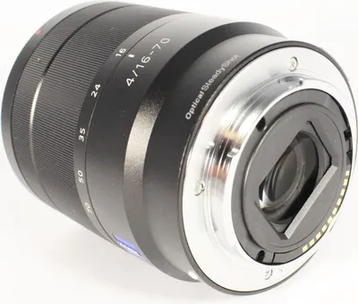 Produktbild von Sony 16-70 mm / F 4,0 VARIO-TESSAR T* E ZA OSS (SEL-1670Z) Zoomobjektiv für Sony E-Mount Systemkameras, F4 (W) - F4 (T), Bildstabilisator, Autofokus, 55 mm Filterdurchmesser