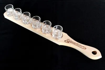 Immagine prodotto di Tavoletta di grappa 52 cm con 6 bicchieri Tavoletta di grappa rotonda con incisione