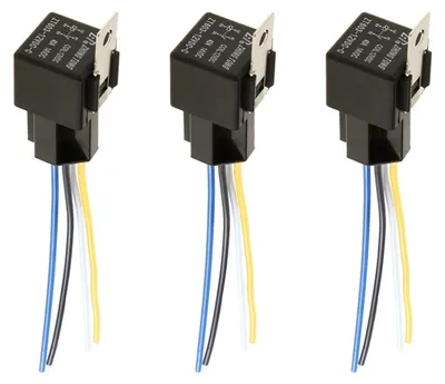 Obrázok produktu pre 12 V, 40 A, auto-relé s zásuvkou, 3 kusy