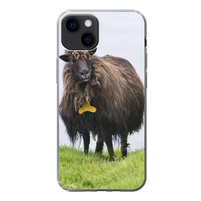 Produktbild von MuchoWow® Handyhülle Schutzhülle Hülle für iPhone 13 Schafe - Braun - Meer Silikon Softcase Handy Hülle - Karteninhaber